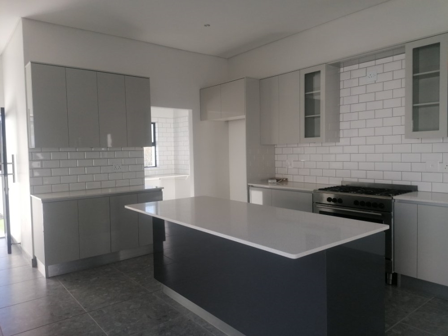 3 Bedroom Property for Sale in Sitari Country Estate Western Cape